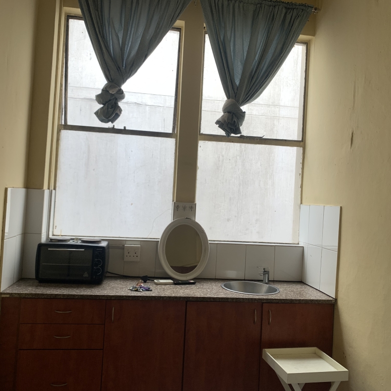 ONE BACHELOR FLAT AVAILABLE IMMEDIATLY AT FIELD SQUARE BUILDING JOE SLOVO 114